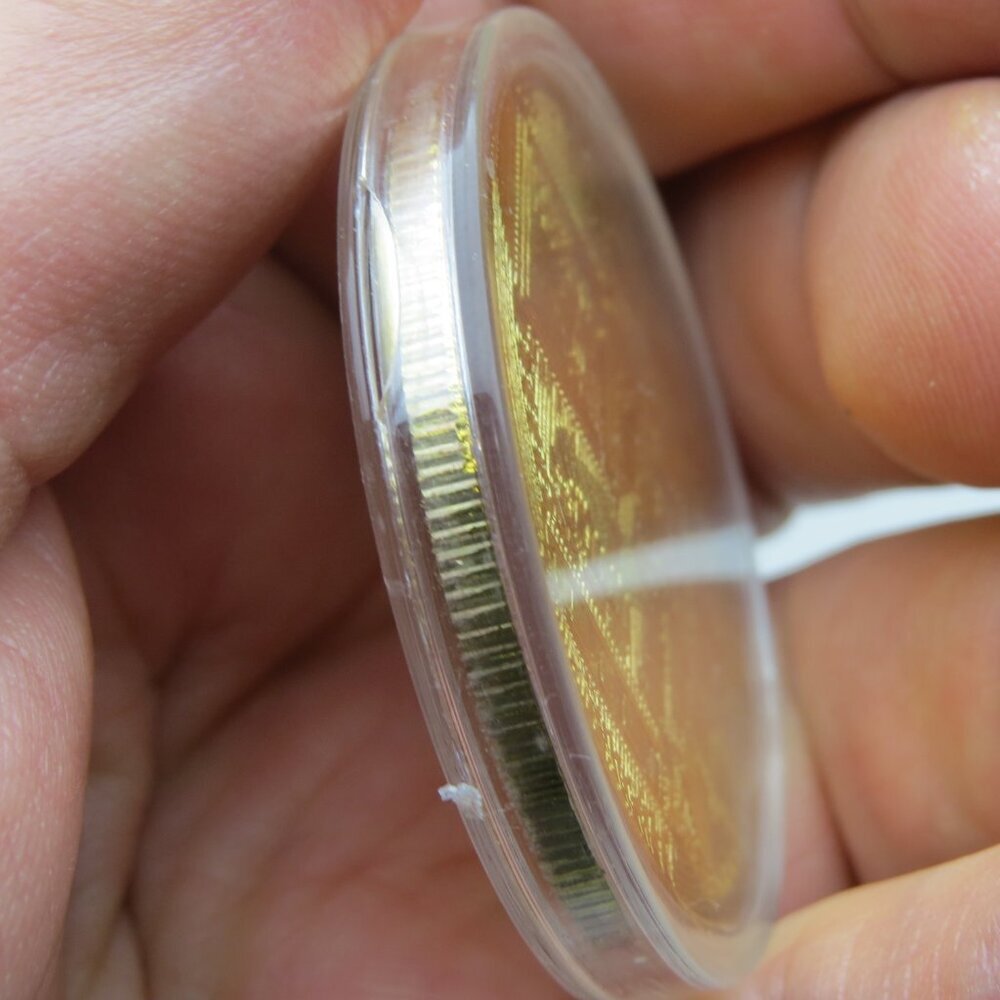18k Gold Bitcoin - Picture 5 of 5